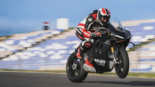 豪爵鈴木GSX250R價格跳水，官降幅度達74500元引市場震動